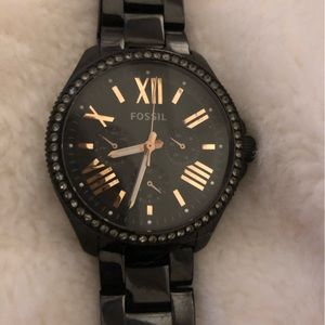 Fossil women’s black watch w copper accents, fits very small